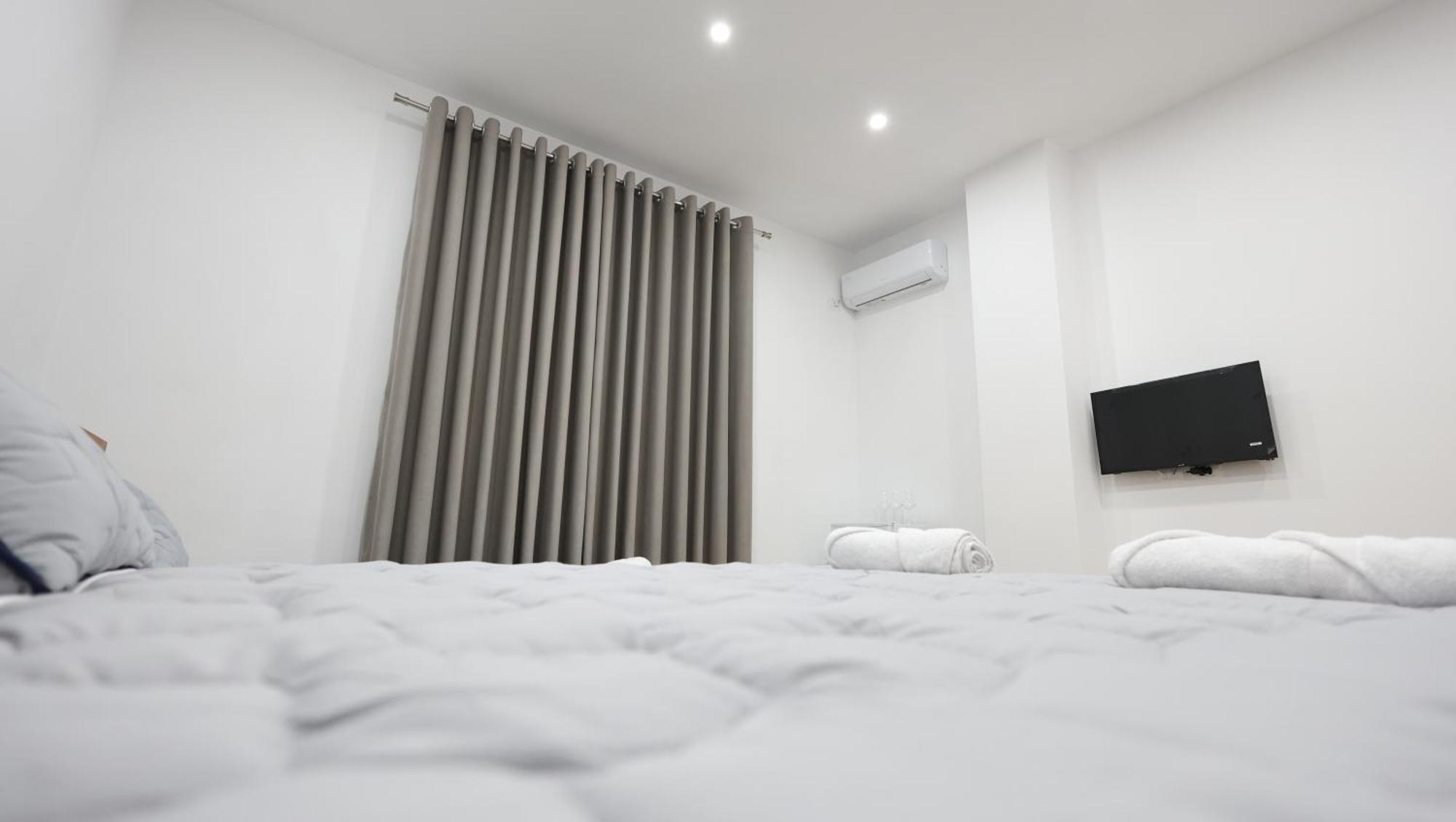 Guesthouse Aurel 베라트 외부 사진